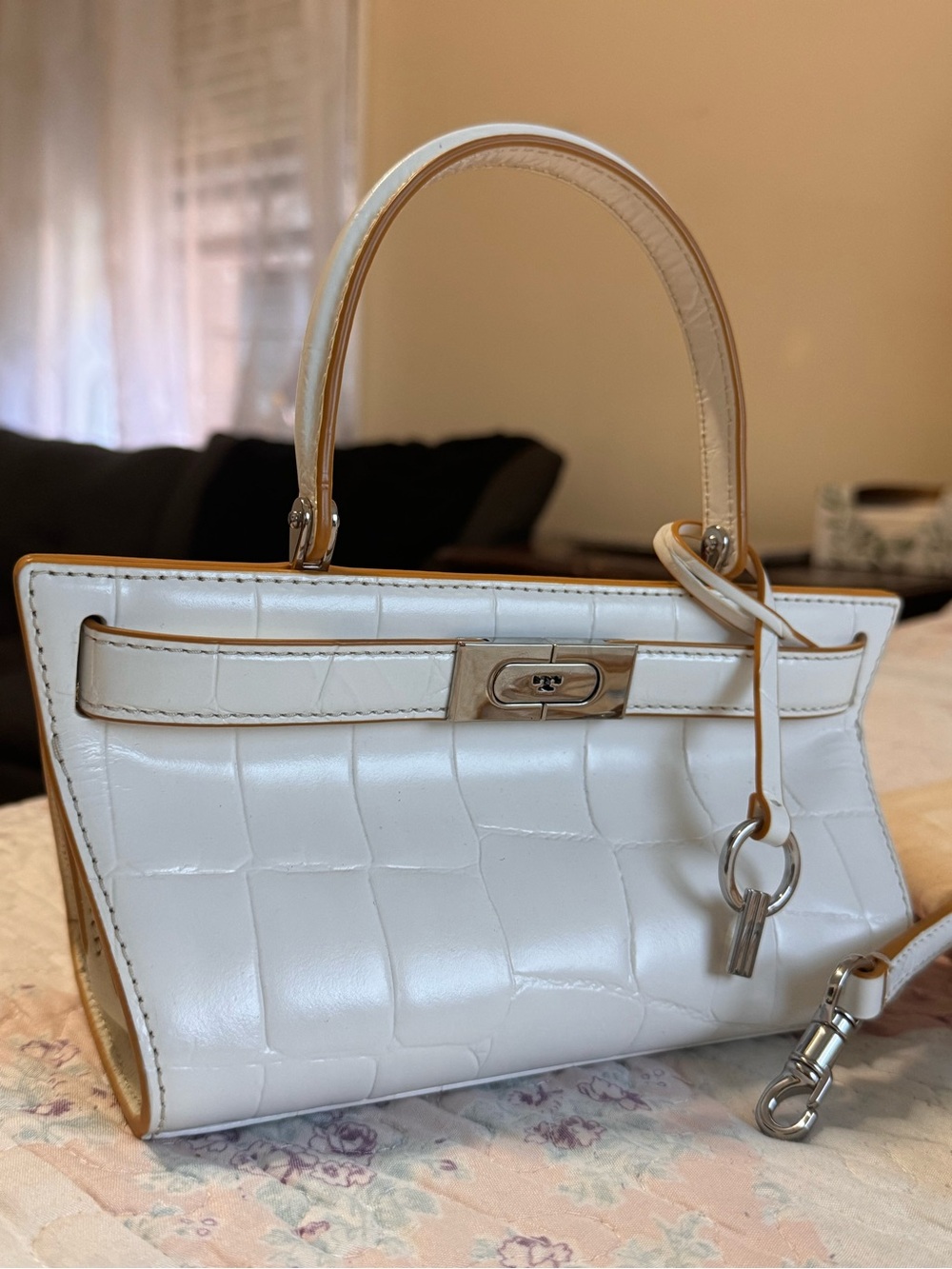 Tory Burch Lee Radziwill Cat Eye Bag